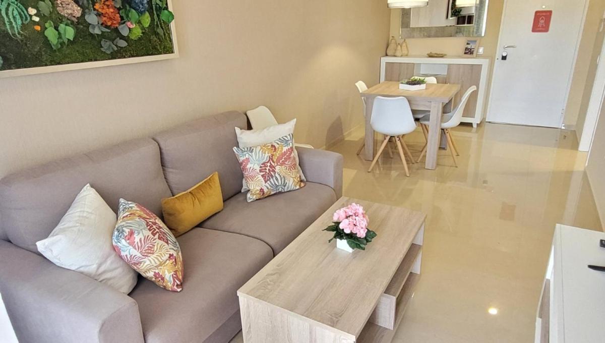 Miramar Apartamentos Cosmos 奥罗佩萨德尔马 外观 照片